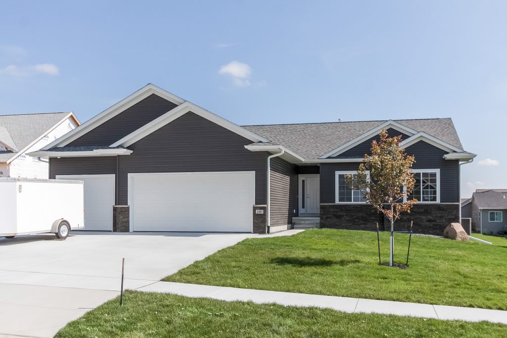 2403 Prairie Walk Dr
